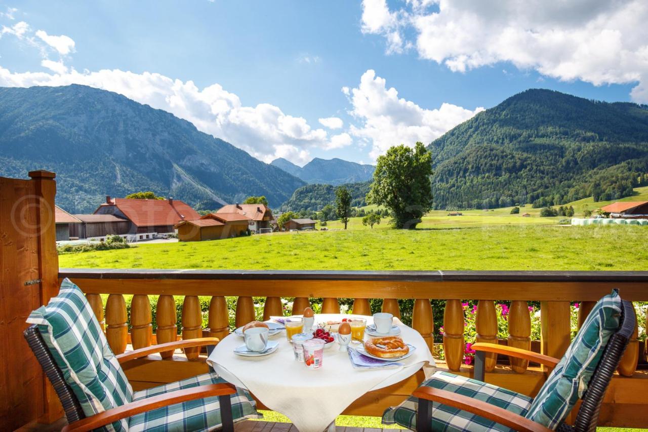 Haus Jaeger Ferienwohnungen Mit Indoor-Pool Inkl. Chiemgaukarte Рупольдінг Екстер'єр фото