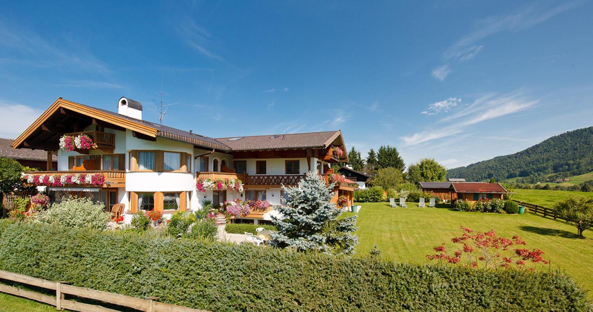 Haus Jaeger Ferienwohnungen Mit Indoor-Pool Inkl. Chiemgaukarte Рупольдінг Екстер'єр фото